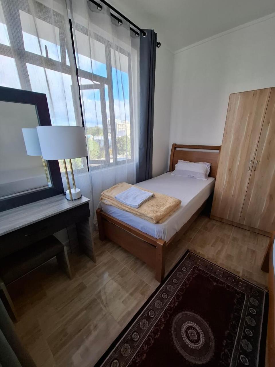 House With Pool Apartamento