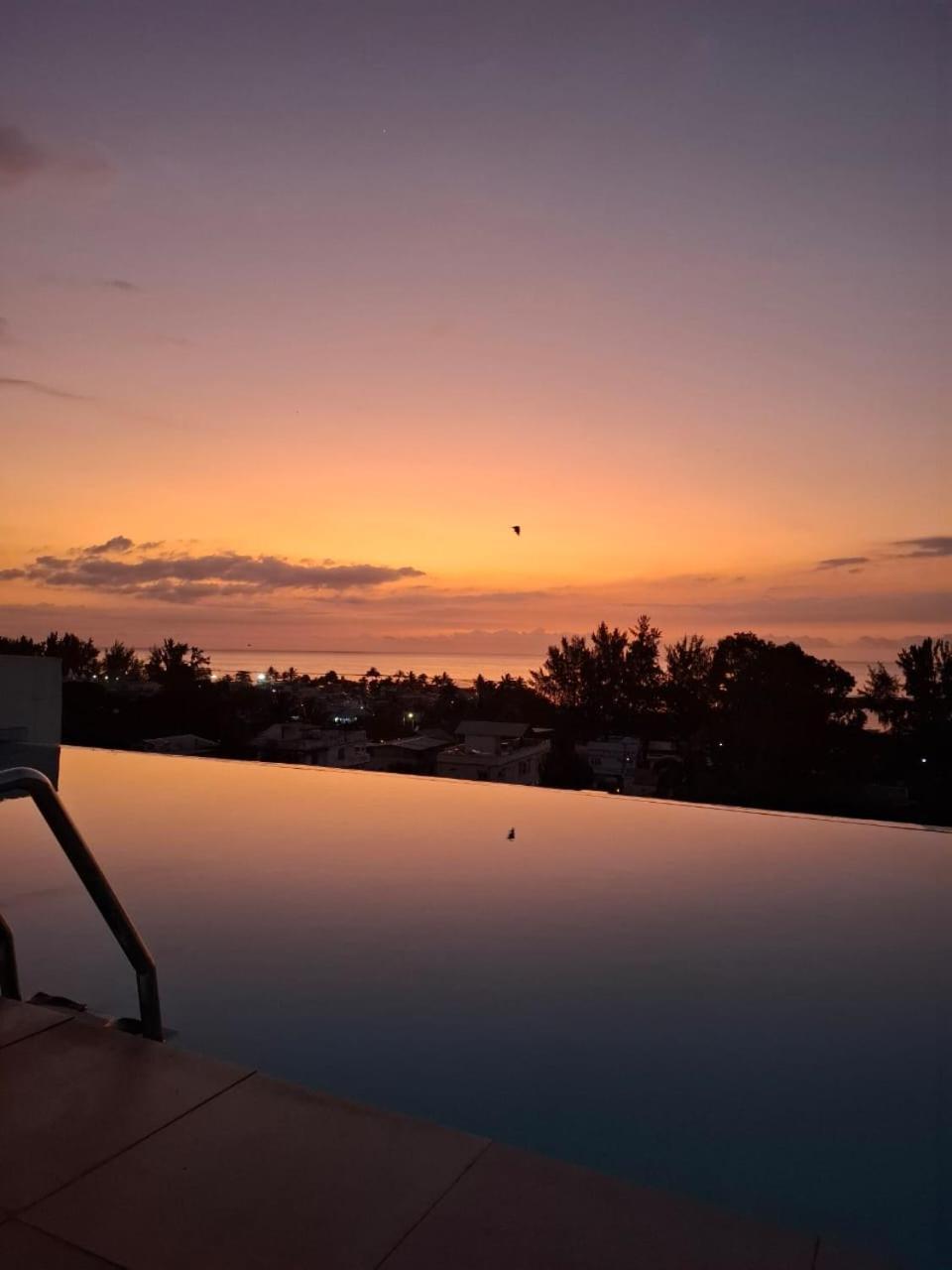 House With Pool Flic en Flac